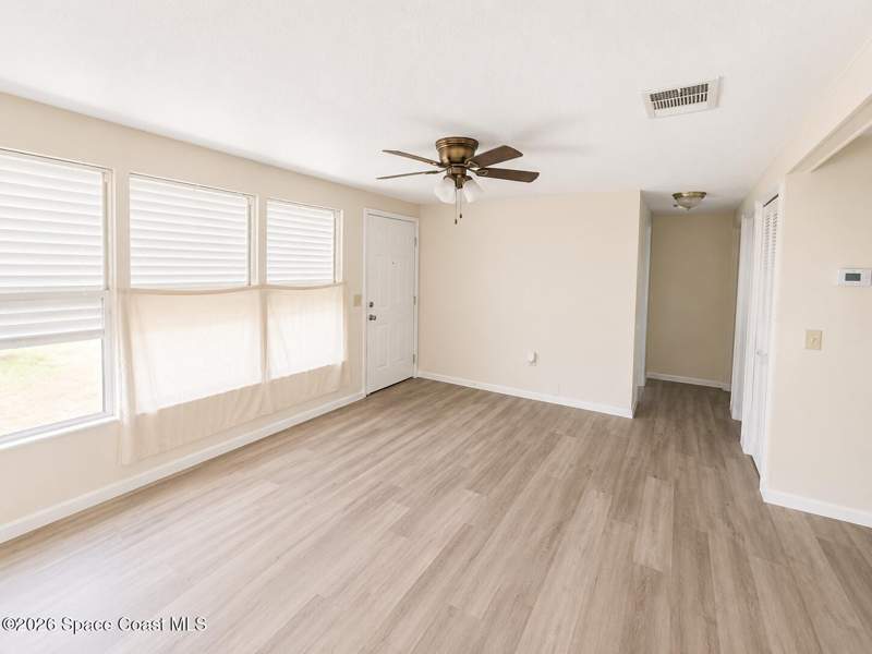 3 bedroom Single Family Residence at 581 Borraclough Avenue, Port Malabar Unit 13, Palm Bay — photo 5