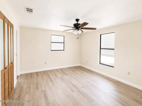 581 Borraclough Avenue, Palm Bay FL - photo 11 of 22