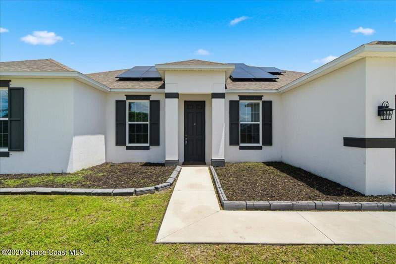 4 bedroom Single Family Residence at 777 Indigo Street, Port Malabar Unit 9, Palm Bay — photo 3