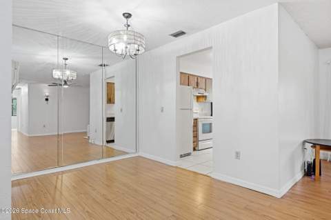 9020 York Lane #10h, West Melbourne FL - photo 8 of 41