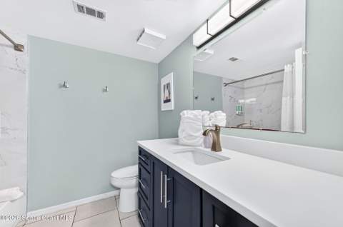 1050 N Atlantic Avenue #402, Cocoa Beach FL - photo 17 of 27