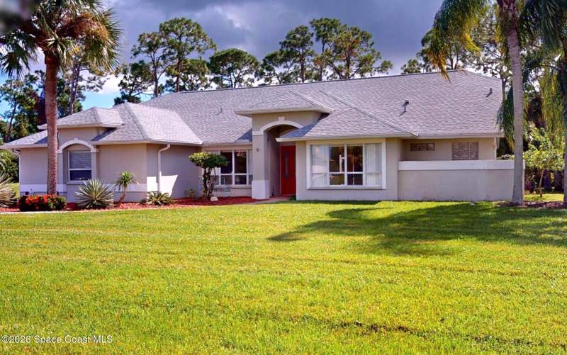4 bedroom Single Family Residence at 3886 Peacock Drive, Carriage Gate Subdivision, Melbourne — photo 2