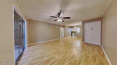 3135 Shady Dell Lane #212, Melbourne FL - photo 9 of 40