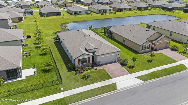 4 bedroom Single Family Residence at 4955 Quartz Place, Crystal Bay Phase Two, Grant-Valkaria — photo 5
