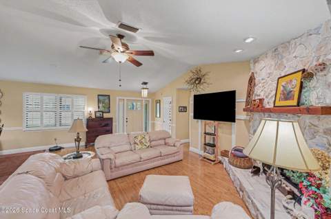 1810 Whispering Oaks Circle, Melbourne FL - photo 6 of 40
