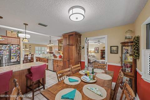 1810 Whispering Oaks Circle, Melbourne FL - photo 14 of 40