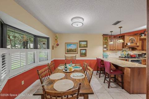 1810 Whispering Oaks Circle, Melbourne FL - photo 13 of 40