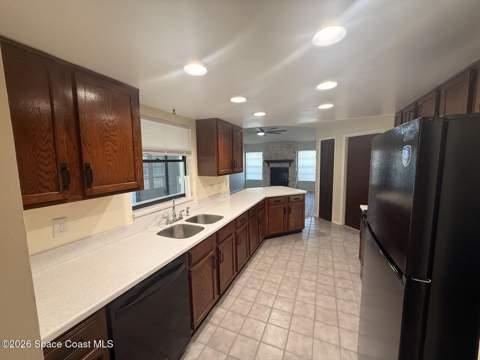 210 Salmon Drive, Palm Bay FL - photo 12 of 54