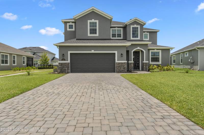 5 bedroom Single Family Residence at 8432 Paragrass Avenue, Sierra Cove, Melbourne — photo 1