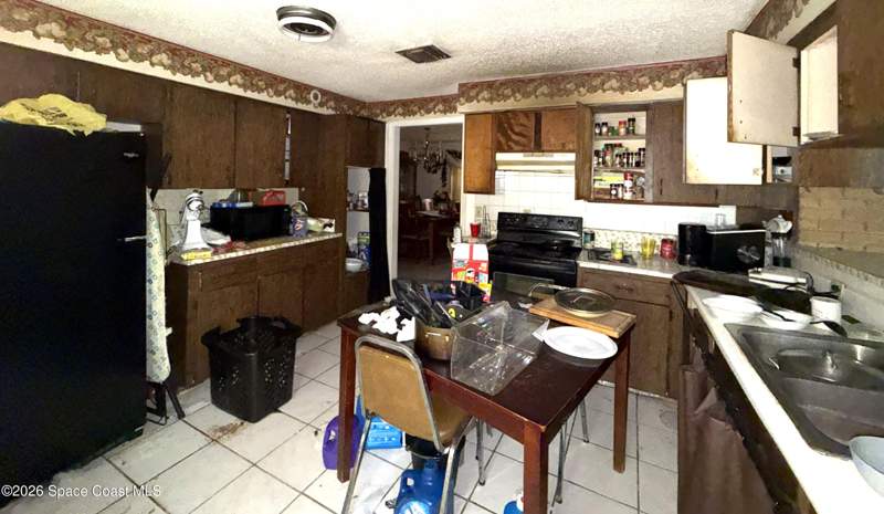 4 bedroom Single Family Residence at 4200 Devoe Avenue, Cocoa, Cocoa — photo 5