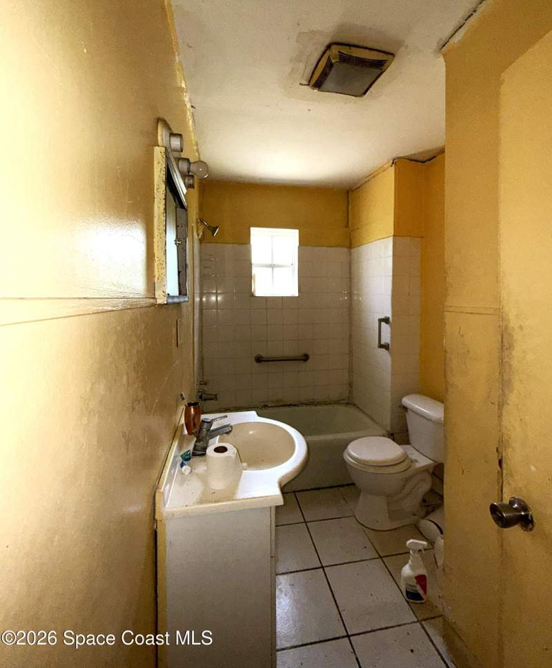 3 bedroom Single Family Residence at 4220 Devoe Avenue, Cocoa, Cocoa — photo 4