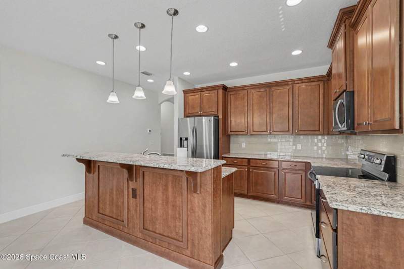 3 bedroom Single Family Residence at 3119 Ribbon Grass Drive, Sendero Cove & Sierra Cove At Addison Village Phase 1, Melbourne — photo 4