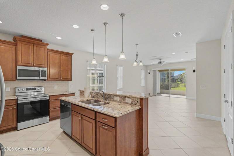 3 bedroom Single Family Residence at 3119 Ribbon Grass Drive, Sendero Cove & Sierra Cove At Addison Village Phase 1, Melbourne — photo 5