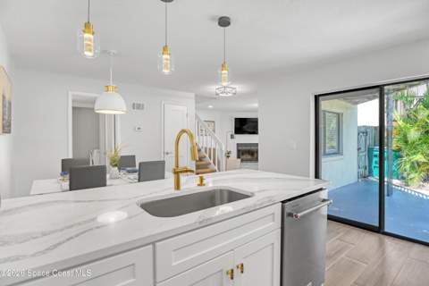 3255 Sand Court, Melbourne Beach FL - photo 12 of 33