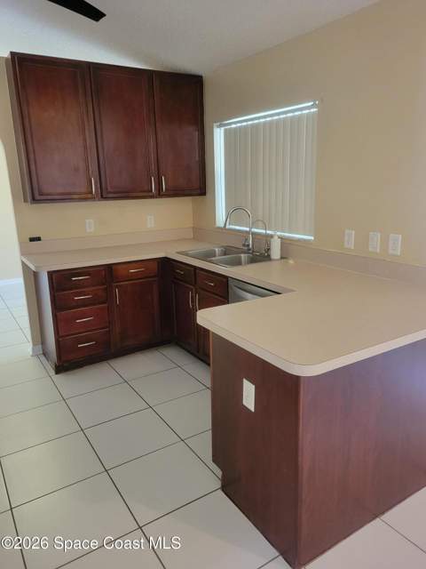 281 Seahorse Circle, Palm Bay FL - photo 15 of 31