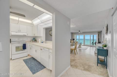 1125 Jimmy Buffett Memorial Highway #507, Satellite Beach FL - photo 6 of 60