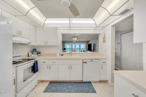 1125 Jimmy Buffett Memorial Highway #507, Satellite Beach FL - photo 9 of 60