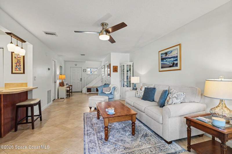 2 bedroom Townhouse at 176 Christine Drive, Berkeley Plaza, Satellite Beach — photo 4
