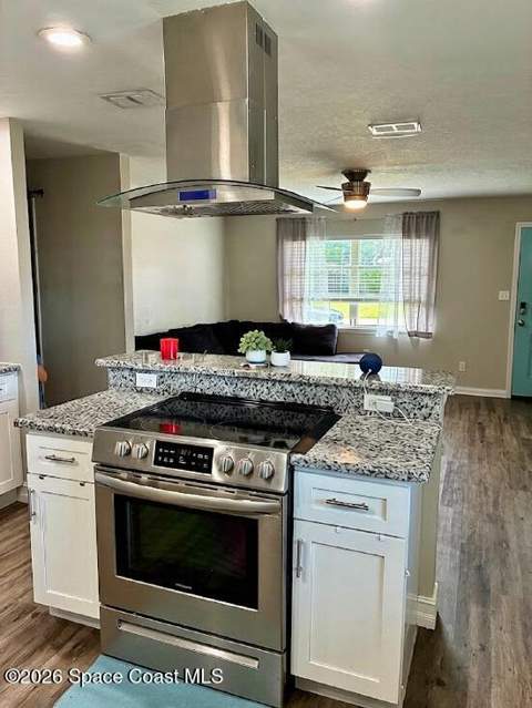 2394 Saint Dunston Lane, Melbourne FL - photo 7 of 26