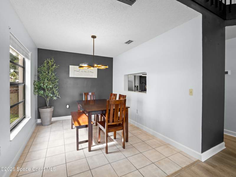 4 bedroom Single Family Residence at 1680 Clover Circle, Meadow Cove, Melbourne — photo 4