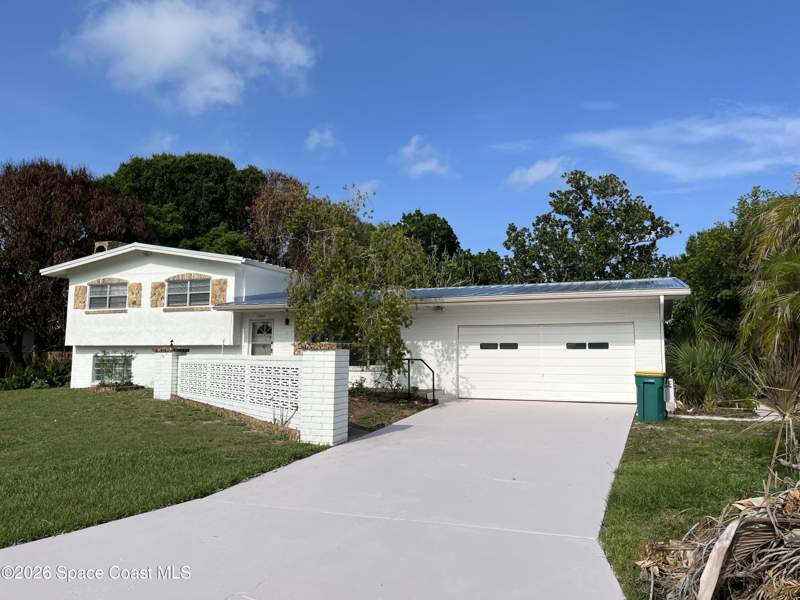 4 bedroom Single Family Residence at 2407 Dunbar Avenue, Golf Park Subd, Melbourne — photo 2