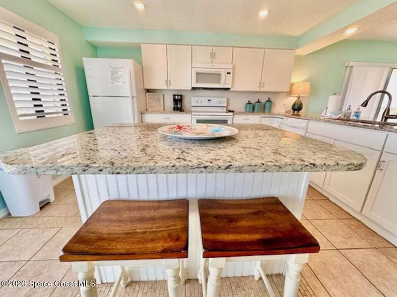 2 bedroom Condominium at 1050 N Atlantic Avenue #700, Sandcastles Condo, Cocoa Beach — photo 3
