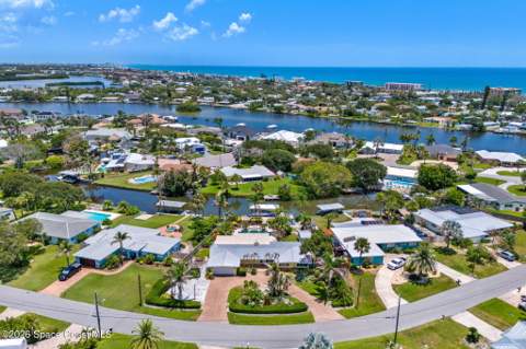 3 W West Point Drive, Cocoa Beach FL - photo 8 of 74