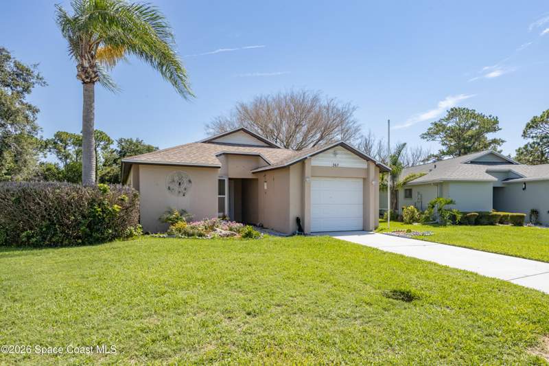 2 bedroom Single Family Residence at 367 Cypress Point Drive, Lake Pointe Suntree Pud Stage 10 Tr 6 Unit 3 and T, Melbourne — photo 2