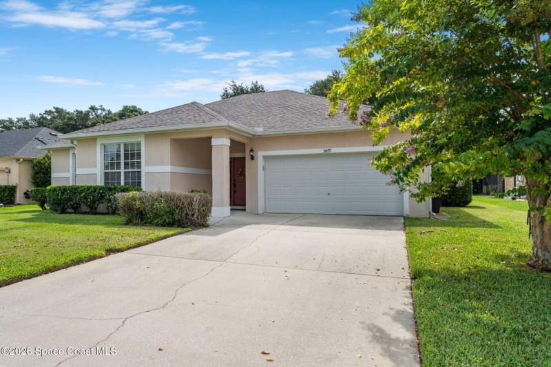 3 bedroom Single Family Residence at 5879 Cheshire Drive, Bent Oak at Meadowridge, Titusville — photo 2