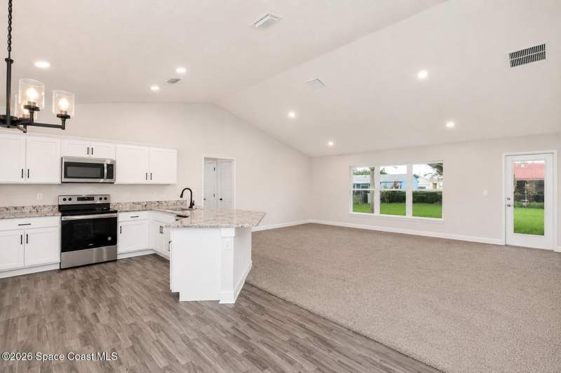 3 bedroom Single Family Residence at 387 Mott Street, Port Malabar Unit 37, Palm Bay — photo 5