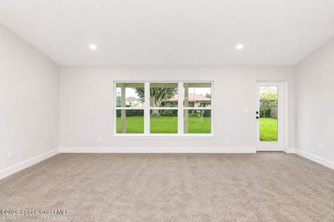 387 Mott Street, Palm Bay FL - photo 8 of 16