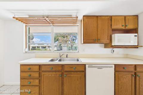 406 Sandpiper Drive, Satellite Beach FL - photo 16 of 53