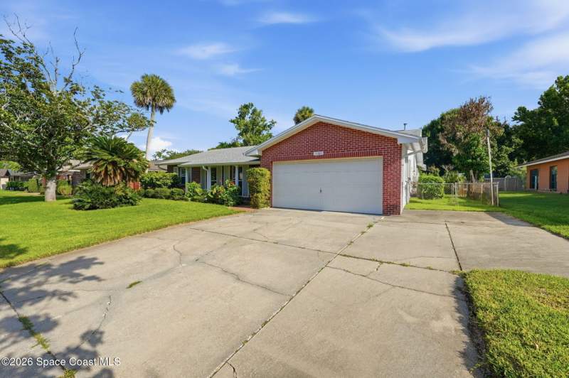 3 bedroom Single Family Residence at 1165 Santa Cruz Avenue, Shangri-La, Titusville — photo 4