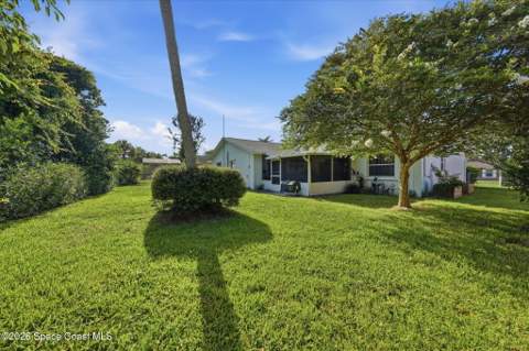 1165 Santa Cruz Avenue, Titusville FL - photo 10 of 35