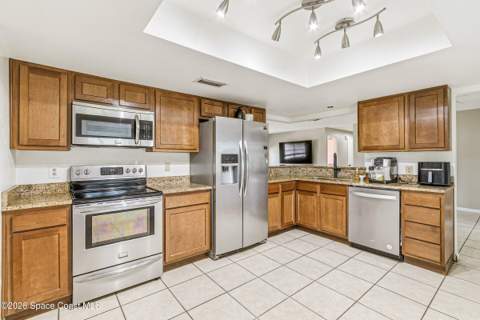 502 Australian Road, Palm Bay FL - photo 6 of 41