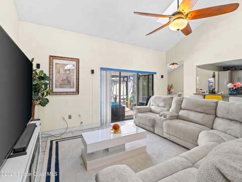 1421 Ruffin Circle, Palm Bay FL - photo 8 of 34