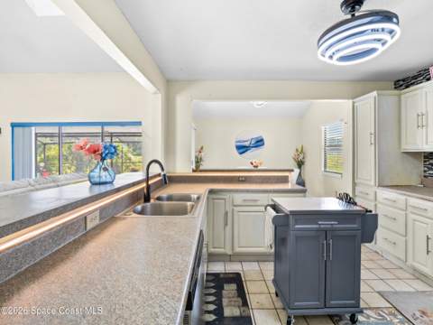 1421 Ruffin Circle, Palm Bay FL - photo 13 of 34