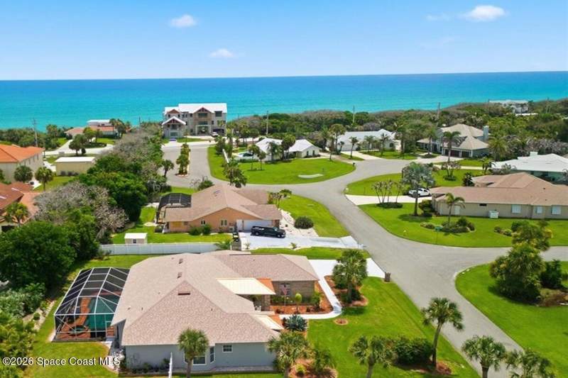 4 bedroom Single Family Residence at 172 River Walk Drive, River Walk By The Sea, Melbourne Beach — photo 2