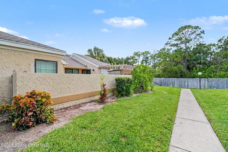 2 bedroom Townhouse at 1470 Sheafe Avenue ##106, Oakwood Village, Palm Bay — photo 3