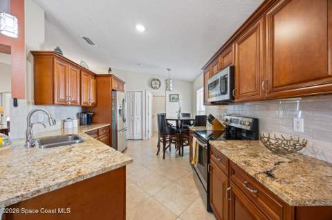 650 Benton Drive, Melbourne FL - photo 12 of 39