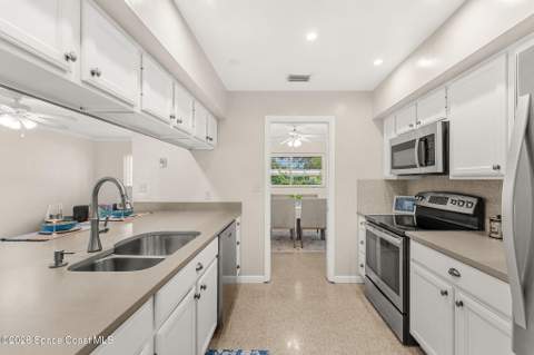 545 Seabreeze Drive, Indialantic FL - photo 17 of 47