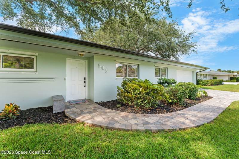 3 bedroom Single Family Residence at 545 Seabreeze Drive, Indialantic Heights 2nd Sec, Indialantic — photo 4