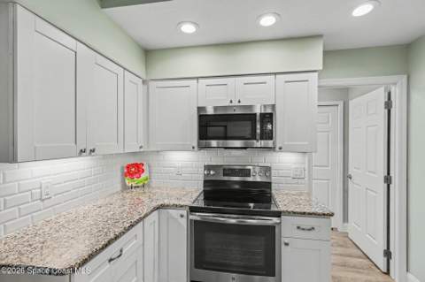 1265 Mayflower Avenue, Melbourne FL - photo 14 of 40