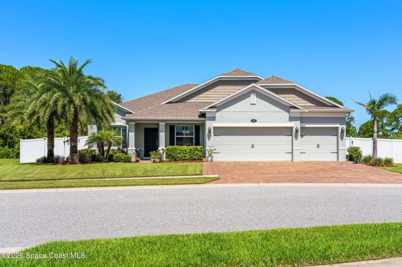 4 bedroom Single Family Residence at 4850 Hebron Drive, Egrets Landing, Merritt Island — photo 2