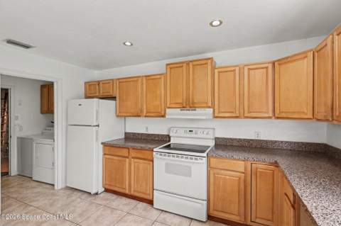 997 Mariposa Drive, Palm Bay FL - photo 12 of 33