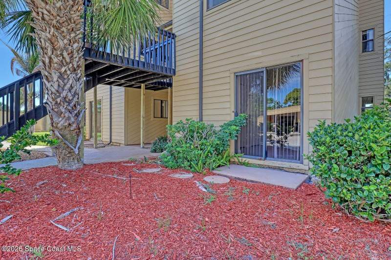 2 bedroom Condominium at 441 N Harbor City Boulevard #C1, River Bluff Condo, Melbourne — photo 5