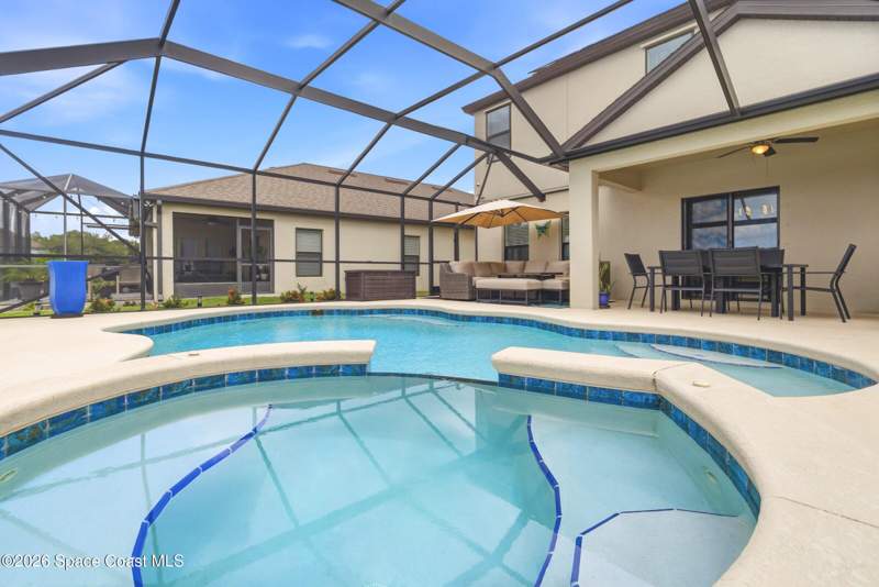 4 bedroom Single Family Residence at 1764 Musgrass Circle, Sawgrass Lakes Phase Two C and D, West Melbourne — photo 4