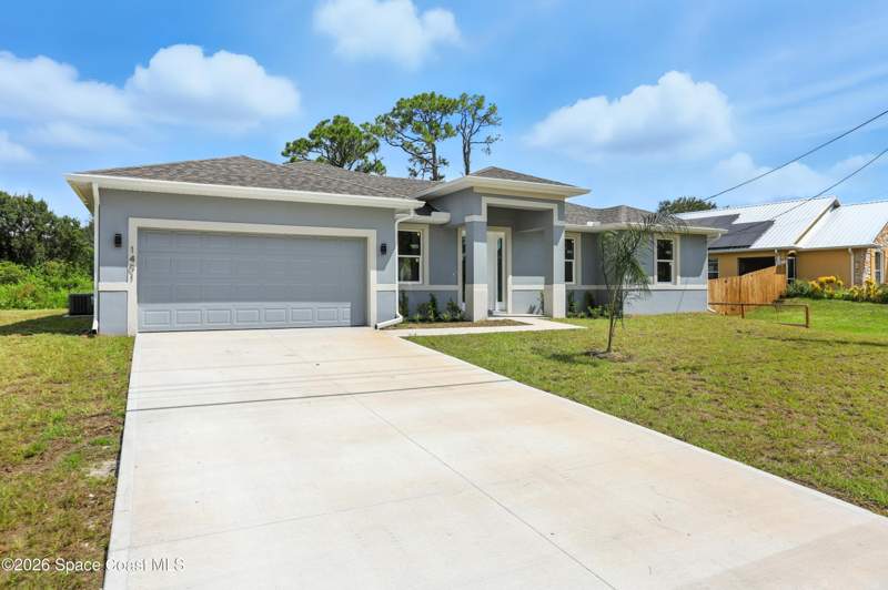 3 bedroom Single Family Residence at 645 Parrotfish Street, Port Malabar Unit 49, Palm Bay — photo 2
