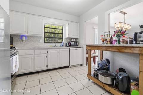 585 S Sunrise Drive, Titusville FL - photo 8 of 16