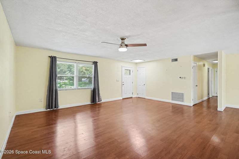 4 bedroom Single Family Residence at 886 Barris Lane, Buckingham at Levitt Park Sec 6-A, Rockledge — photo 4